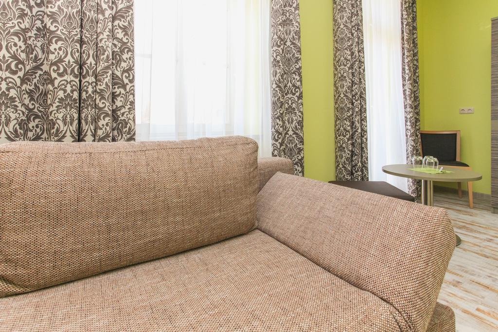 Restaurant & Pension Eshramo Barth Room photo